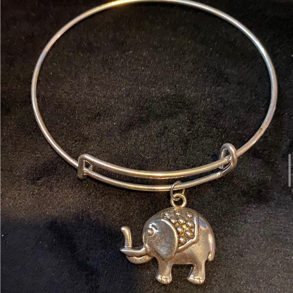 Elephant charm bangle bracelet